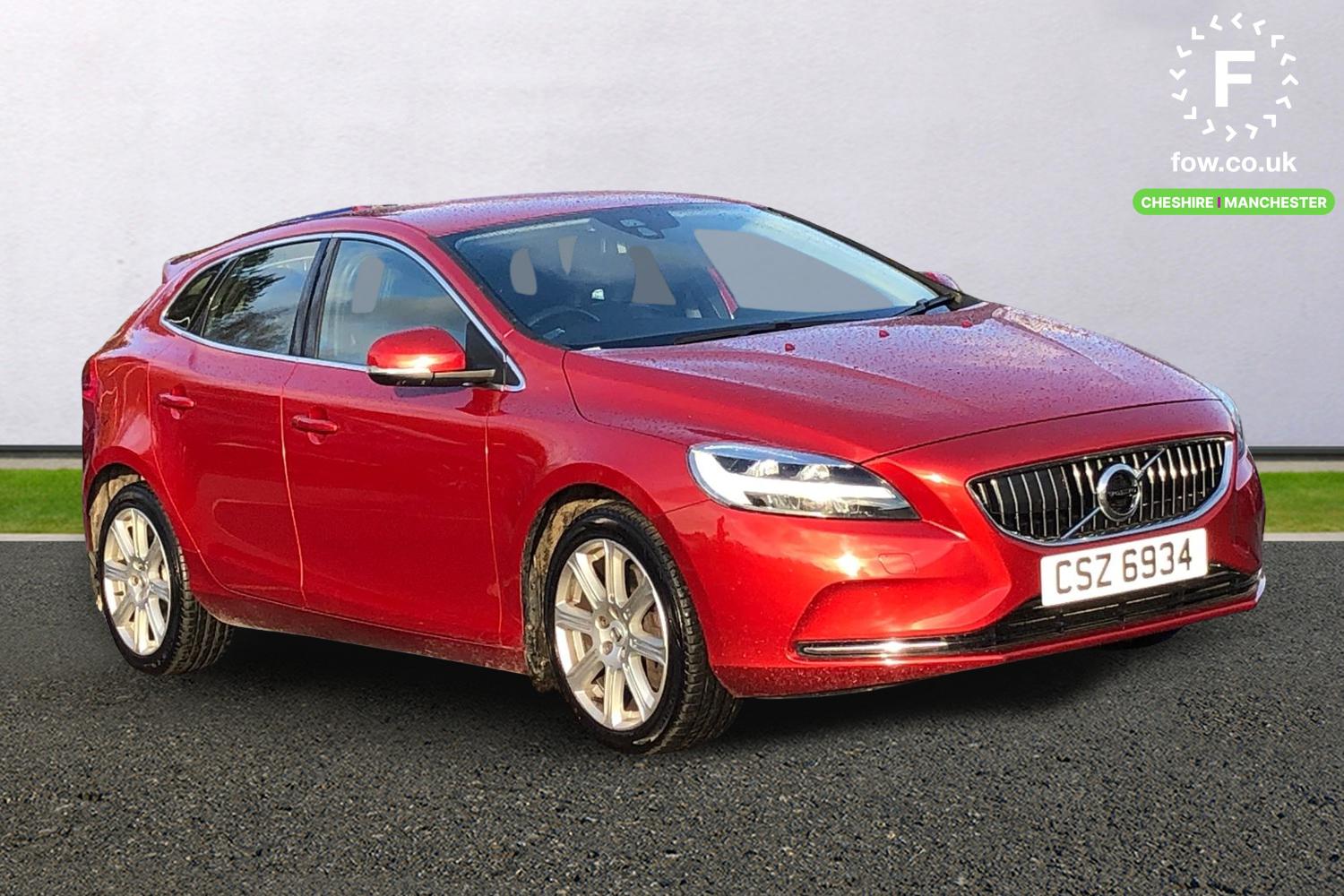 Used Volvo V40 2018 for sale - 76280873: Photo 1