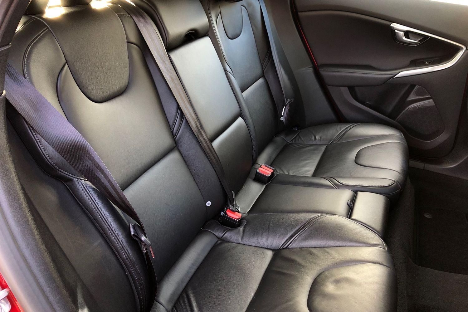 Used Volvo V40 2018 for sale - 76280873: Photo 16