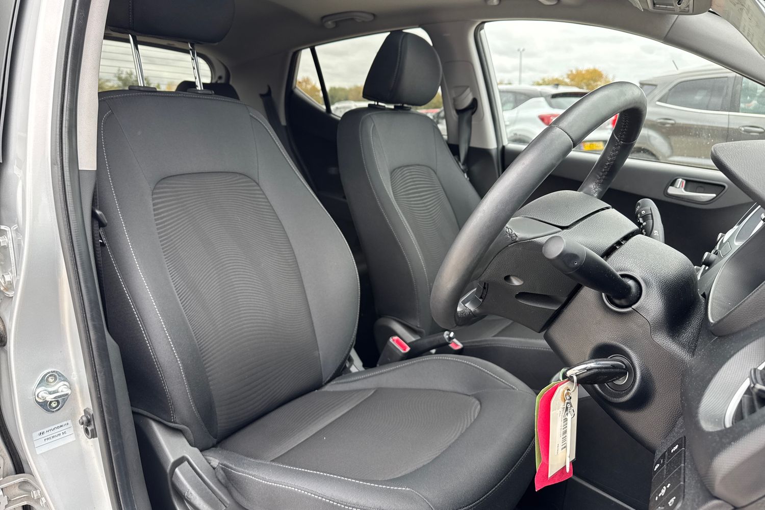 Used Hyundai i10 2018 for sale - 76421341: Photo 14