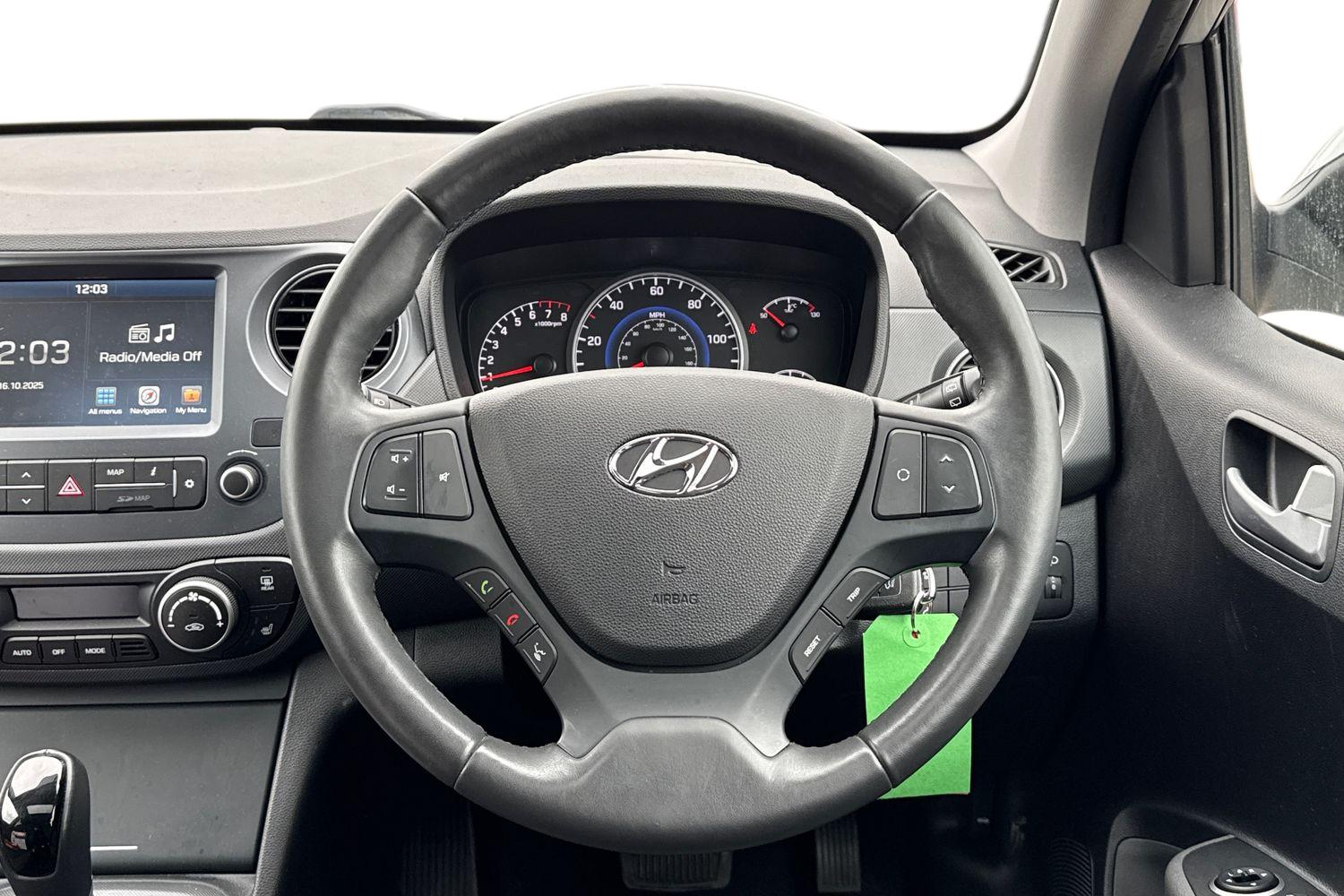 Used Hyundai i10 2018 for sale - 76421341: Photo 5