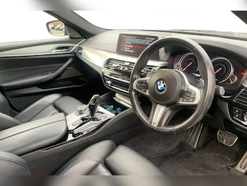Used BMW 5 Series 2018 for sale - 76480857: Photo