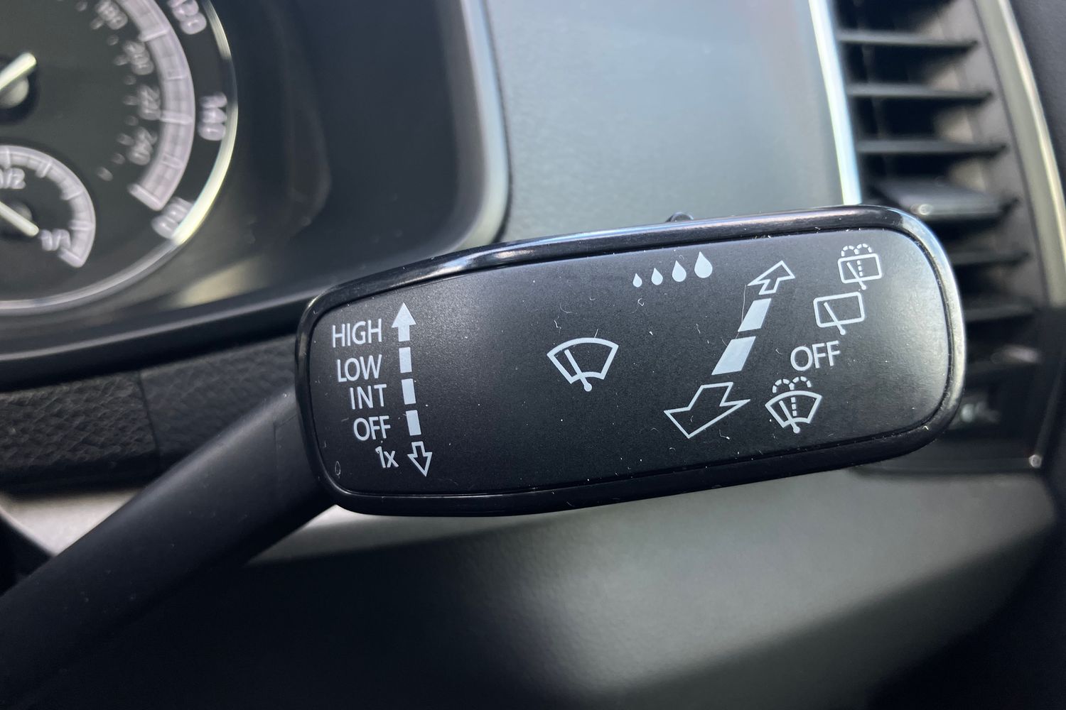 Used Skoda Karoq 2018 for sale - 76047511: Photo 16