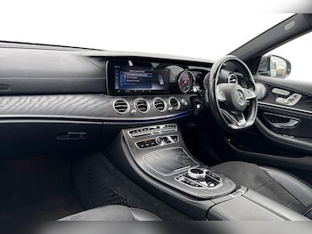 Used Mercedes-Benz E Class 2018 for sale - 77249672: Photo