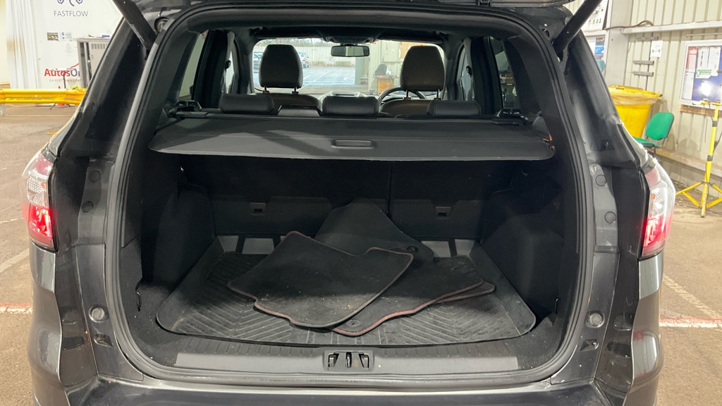 Used Ford Kuga 2018 for sale - 76916389: Photo 3