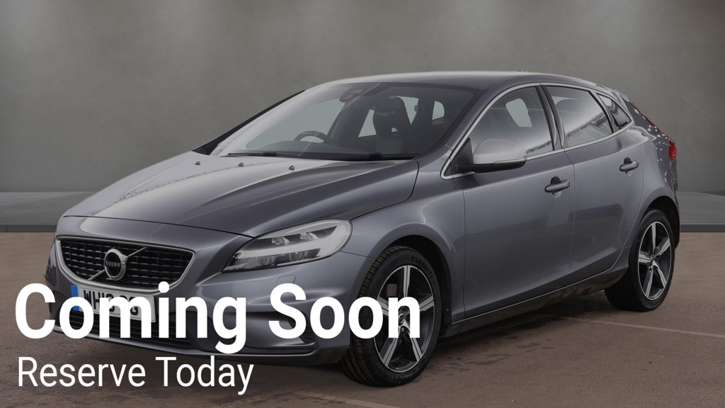 Used Volvo V40 2018 for sale - 77989644: Photo 2