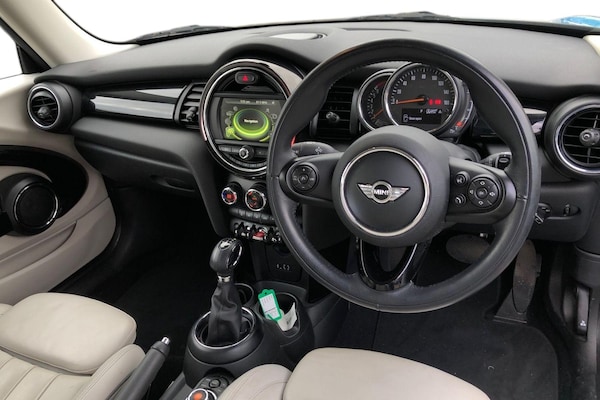 Used MINI Hatch 2018 for sale - 76194173: Photo 3