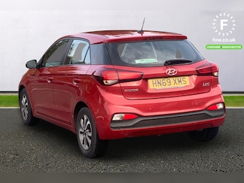 Used Hyundai i20 2019 for sale - 76406084: Photo