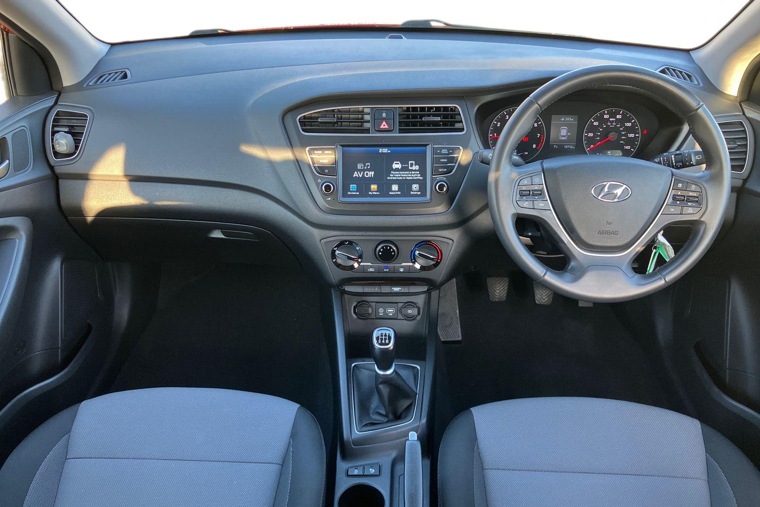 Used Hyundai i20 2019 for sale - 76406084: Photo 3