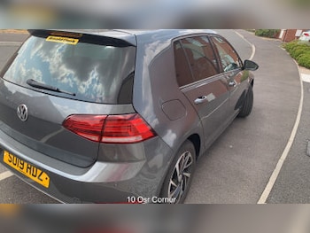 Used Volkswagen Golf 2019 for sale - 79246168: Photo