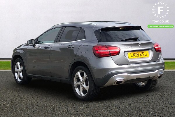 Used Mercedes-Benz GLA 2019 for sale - 75655421: Photo 2