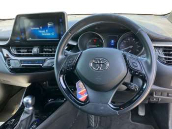 Used Toyota C-HR 2019 for sale - 74625334: Photo