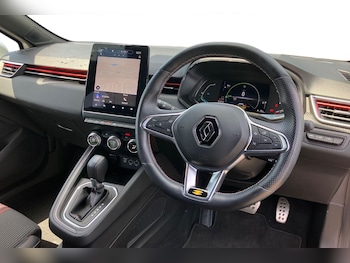 Used Renault Clio 2022 for sale - 78981211: Photo