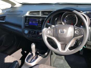 Used Honda Jazz 2017 for sale - 75196323: Photo
