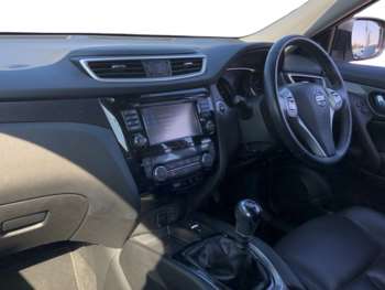 Used Nissan X-Trail 2017 for sale - 74688607: Photo