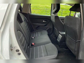 Used Dacia Duster 2023 for sale - 78864554: Photo