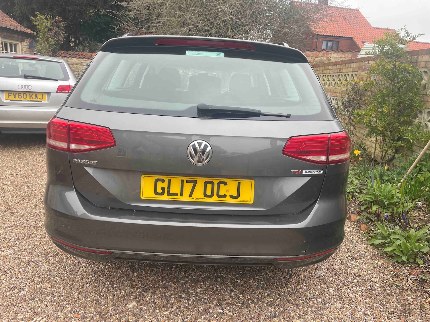 Used Volkswagen Passat 2017 for sale - 77963353: Photo 2