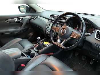 Used Nissan Qashqai 2019 for sale - 77037384: Photo