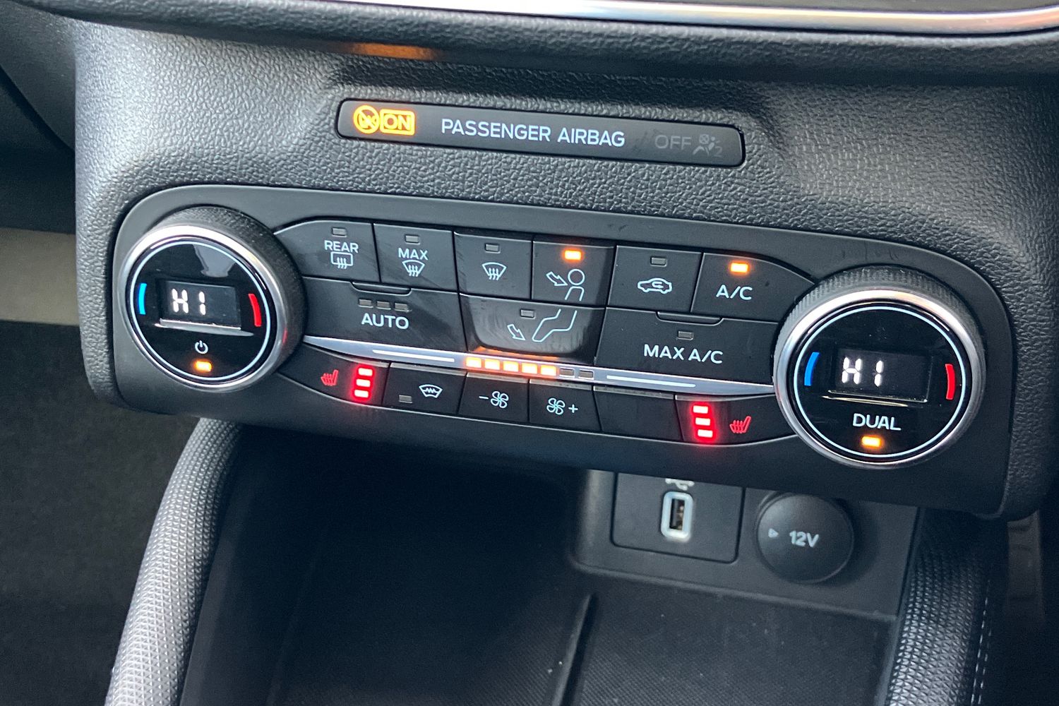 Used Ford Focus 2020 for sale - 76353350: Photo 14