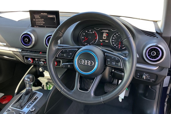 Used Audi A3 2017 for sale - 76011219: Photo 3