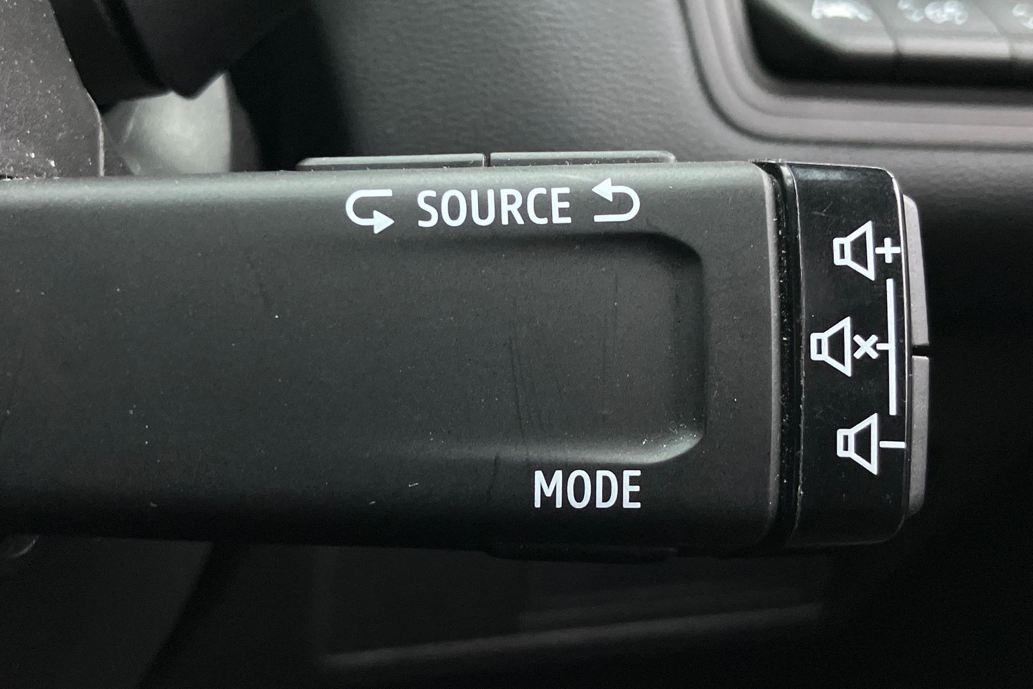 Used Renault Captur 2022 for sale - 77011468: Photo 18