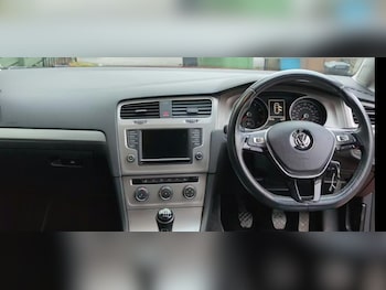 Used Volkswagen Golf 2016 for sale - 77287017: Photo