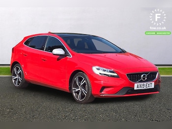 Used Volvo V40 2019 for sale - 78703114: Photo