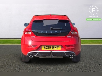 Used Volvo V40 2019 for sale - 78703114: Photo