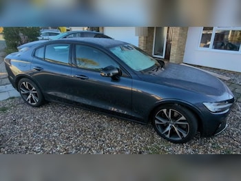 2020 - 2.0 T5 R DESIGN Plus 4dr Auto