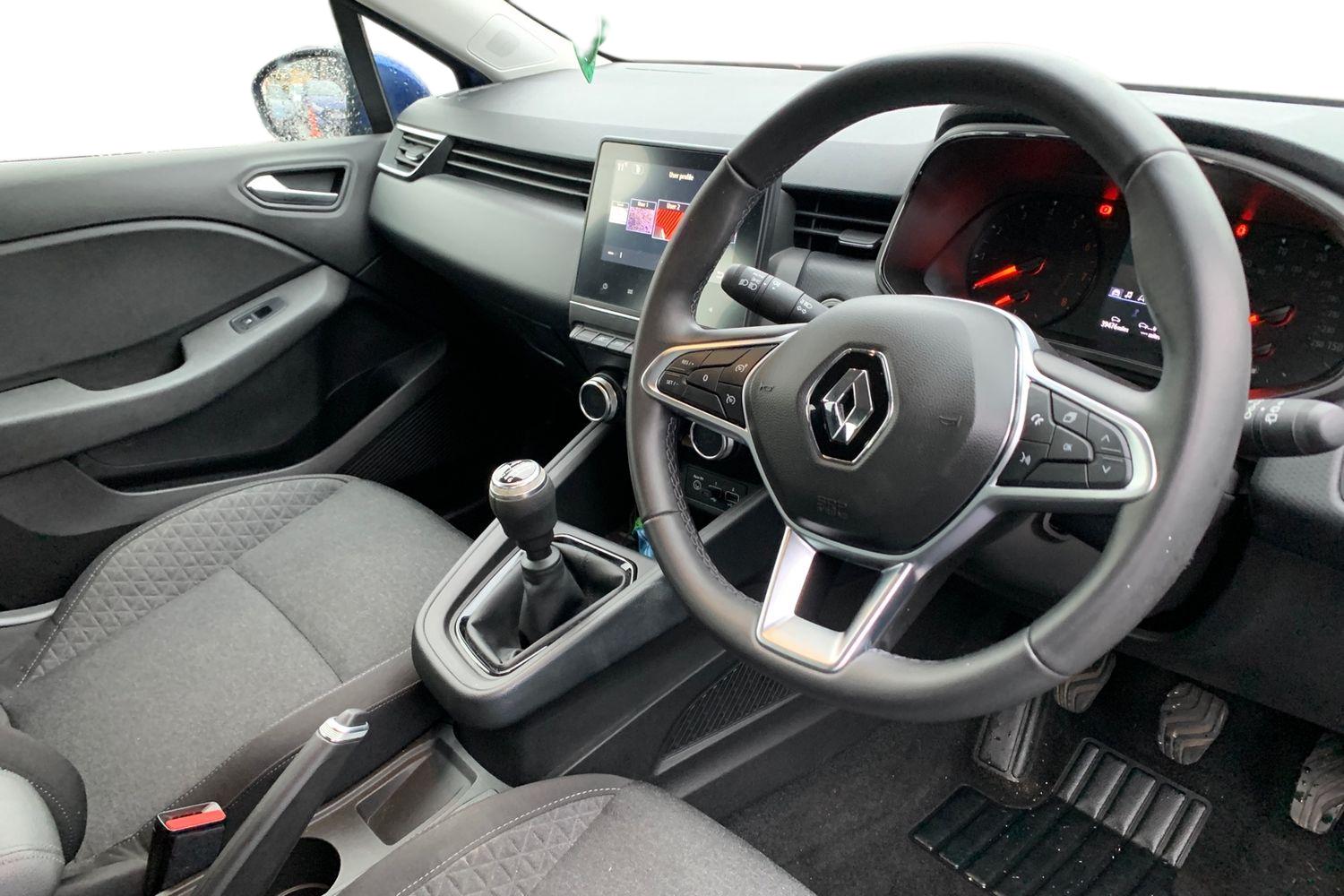 Used Renault Clio 2022 for sale - 76949545: Photo 3