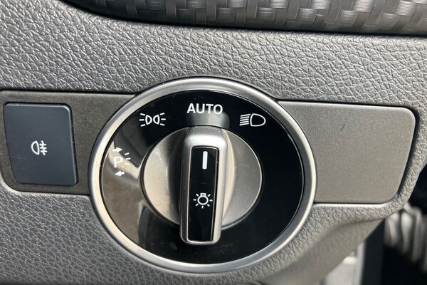 Used Mercedes-Benz A-Class 2017 for sale - 75953165: Photo 18