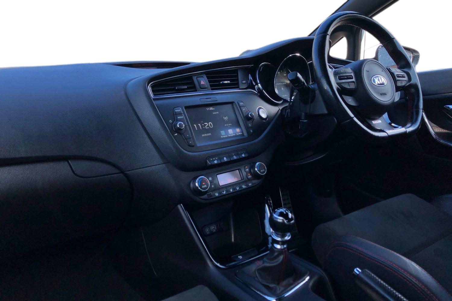 Used Kia Pro Ceed 2017 for sale - 76249530: Photo 4