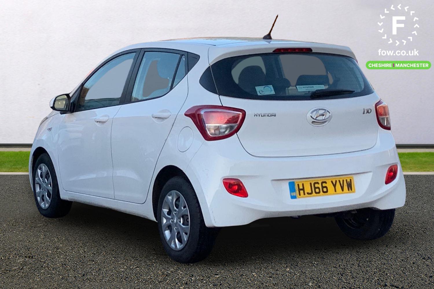 Used Hyundai i10 2016 for sale - 76624955: Photo 2