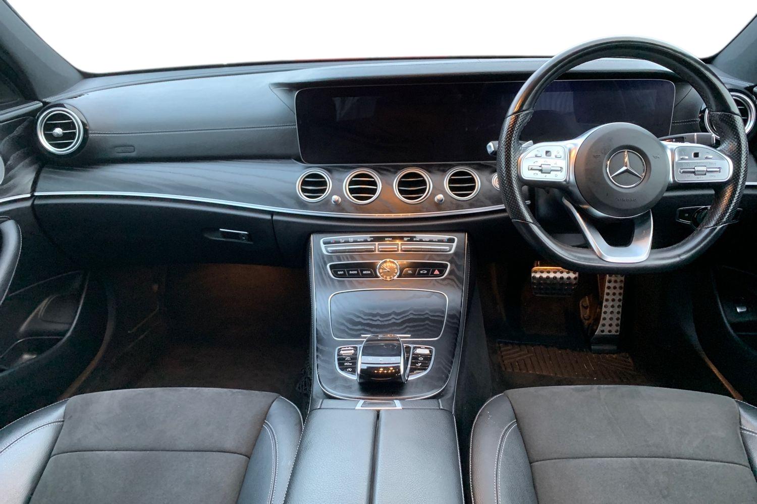 Used Mercedes-Benz E Class 2020 for sale - 76929296: Photo 3