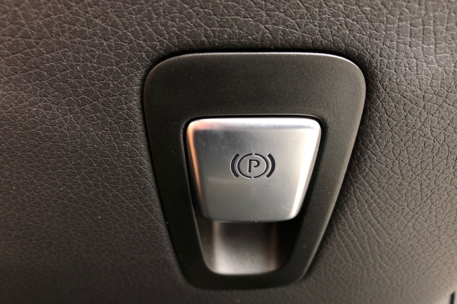 Used Mercedes-Benz EQC 2022 for sale - 76115011: Photo 14