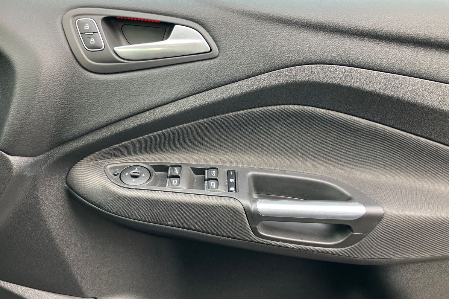 Used Ford Grand C-Max 2018 for sale - 76346478: Photo 17