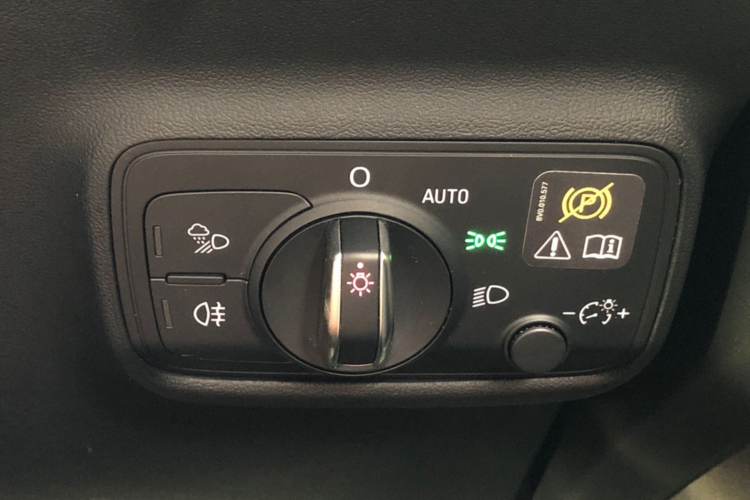 Used Audi TT 2018 for sale - 76030621: Photo 13