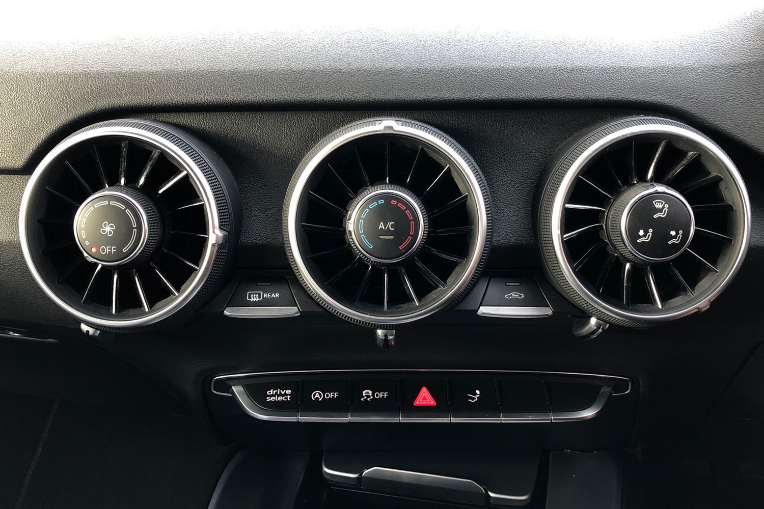 Used Audi TT 2018 for sale - 76030621: Photo 9