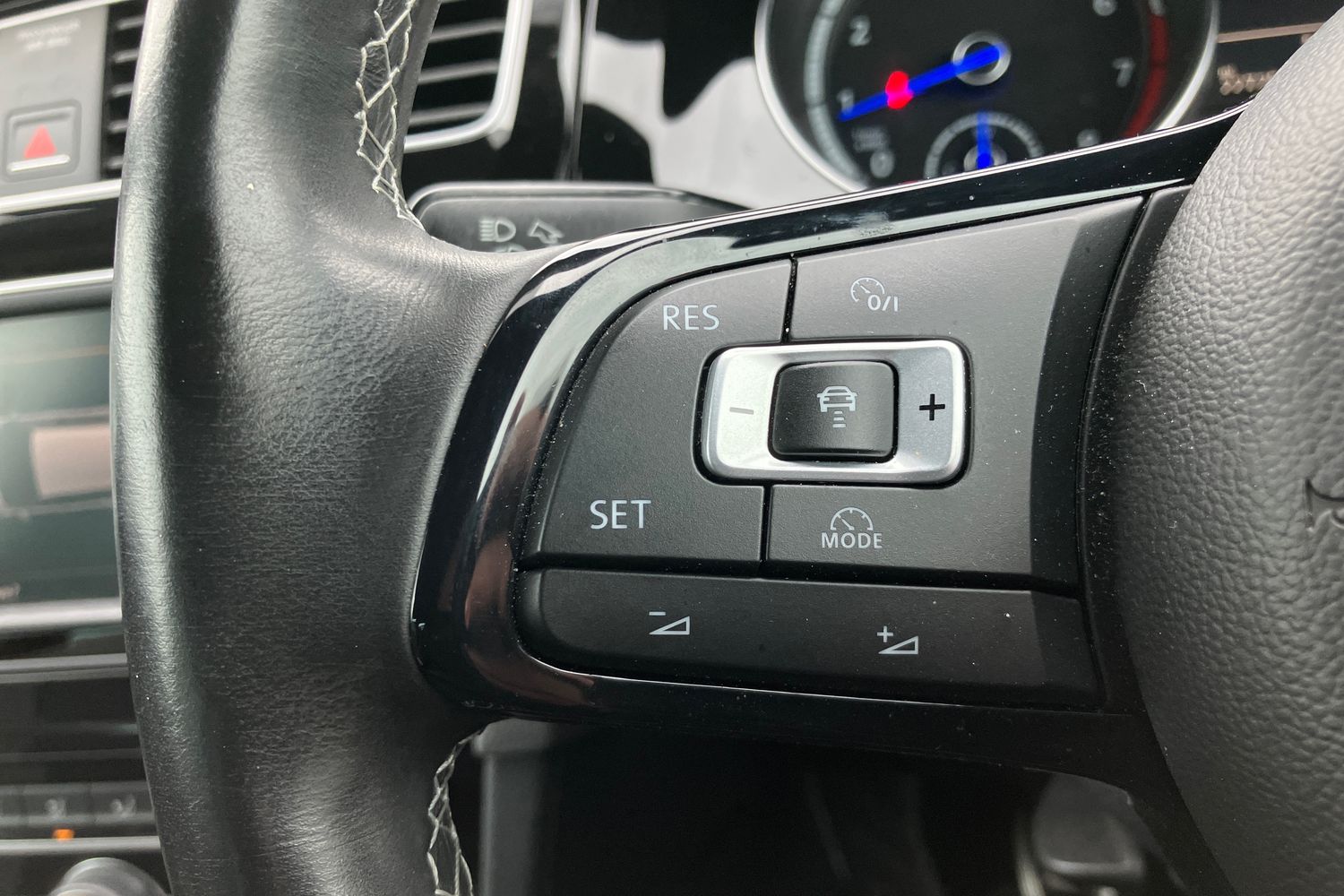 Used Volkswagen Golf 2016 for sale - 77211402: Photo 16