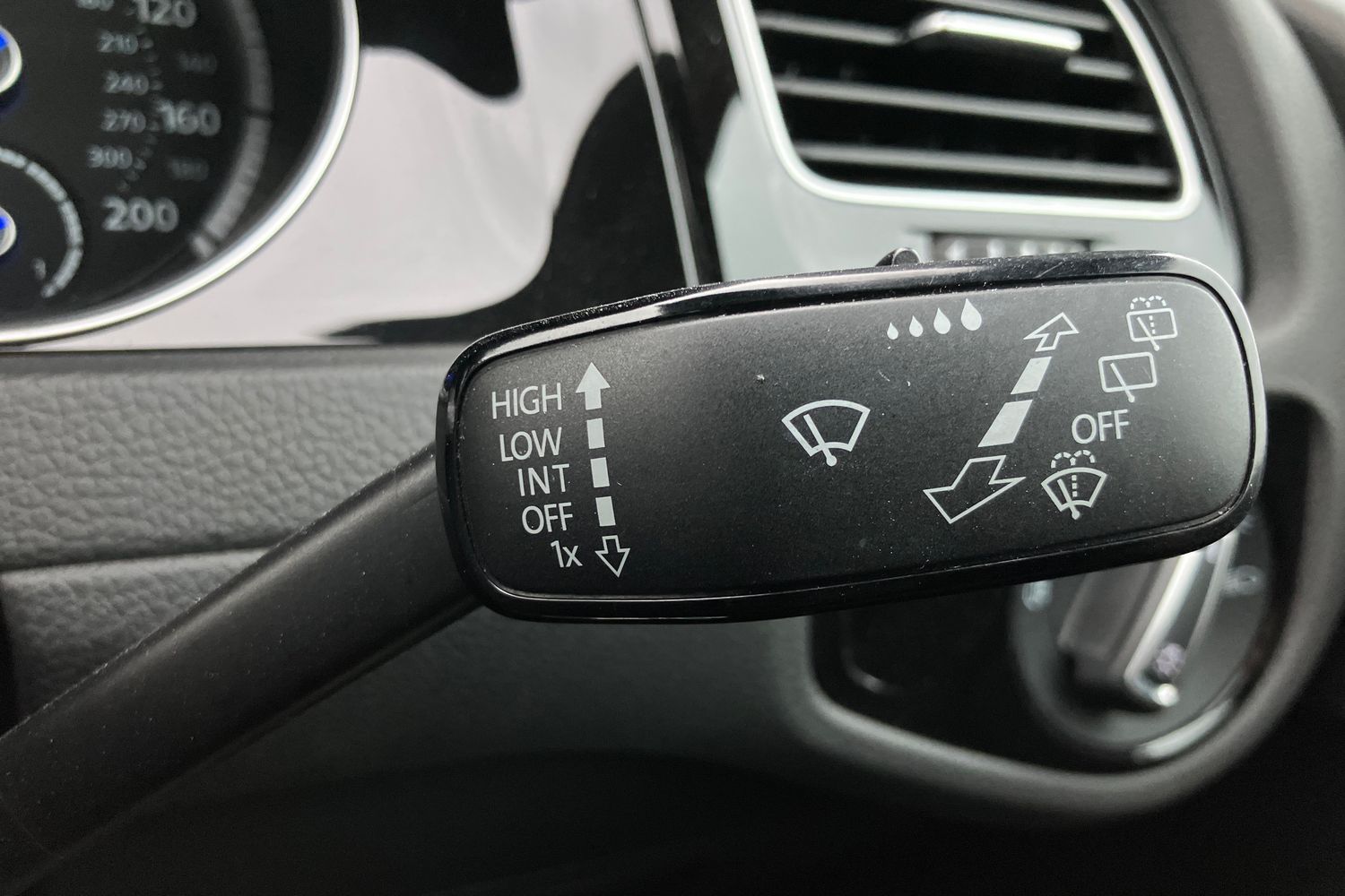 Used Volkswagen Golf 2016 for sale - 77211402: Photo 19