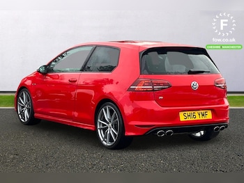 Used Volkswagen Golf 2016 for sale - 77211402: Photo