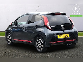 Used Toyota AYGO 2019 for sale - 76115090: Photo 2