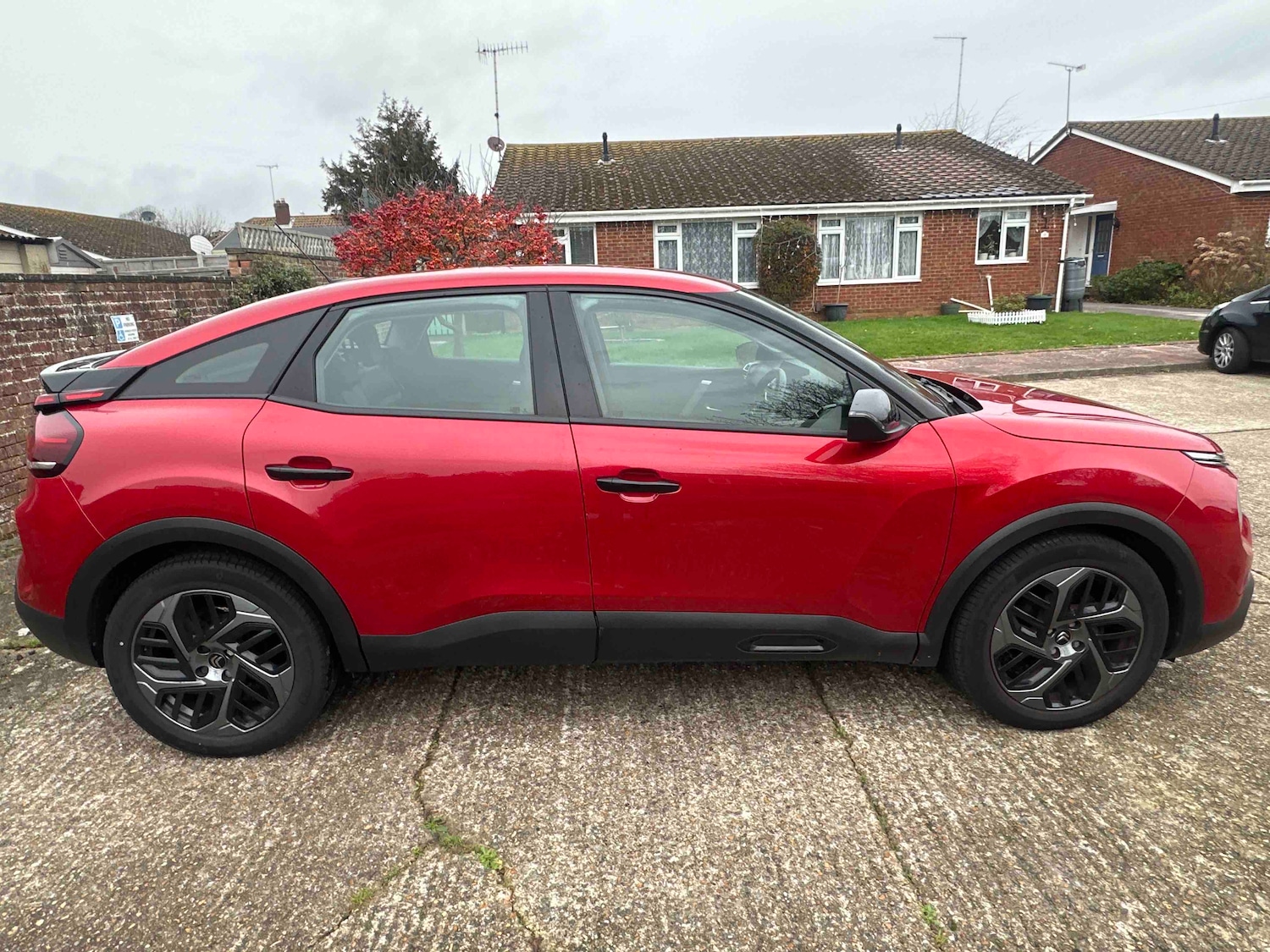 Used Citroen C4 2022 for sale - 76979173: Photo 2