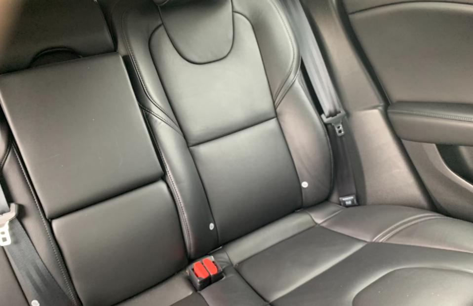 Used Volvo V40 2018 for sale - 76588010: Photo 4