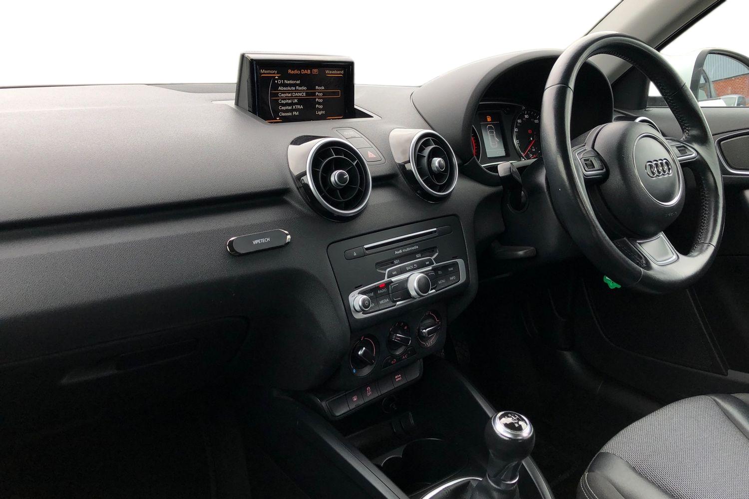 Used Audi A1 2017 for sale - 77996648: Photo 4