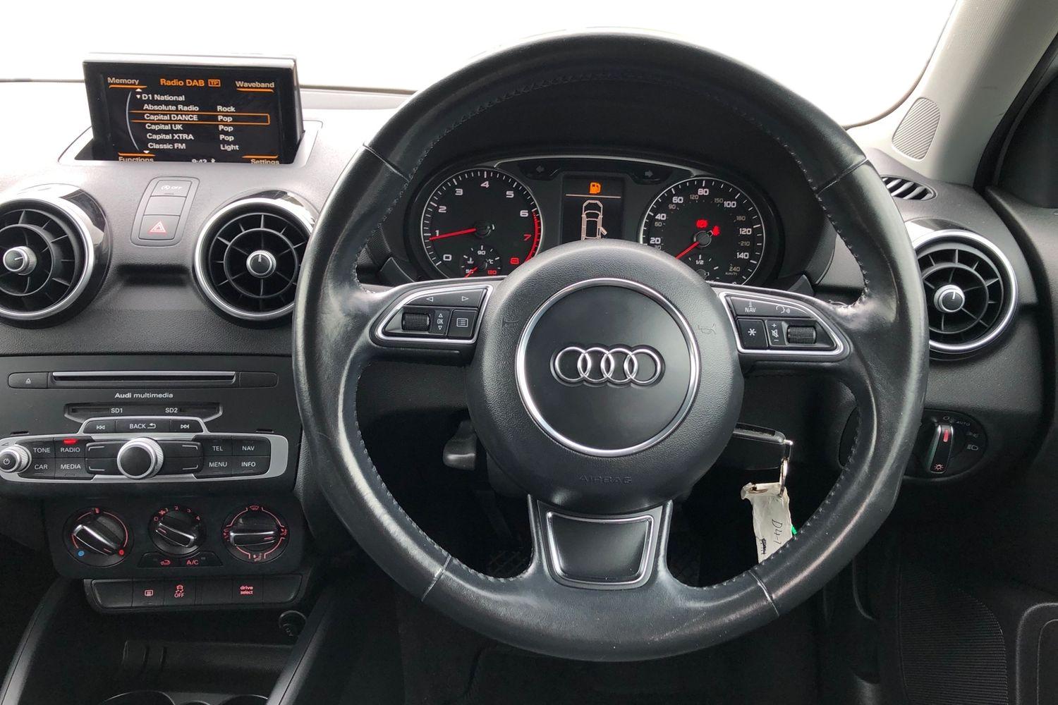 Used Audi A1 2017 for sale - 77996648: Photo 5