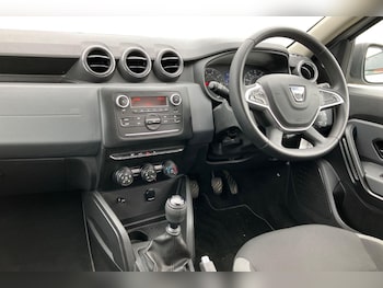 Used Dacia Duster 2019 for sale - 78228680: Photo