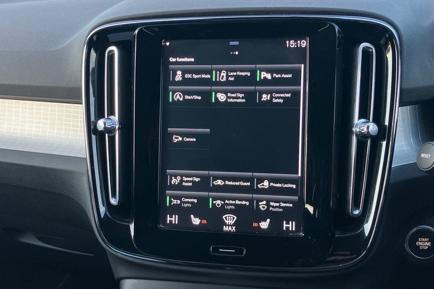 Used Volvo XC40 2018 for sale - 76541047: Photo 11