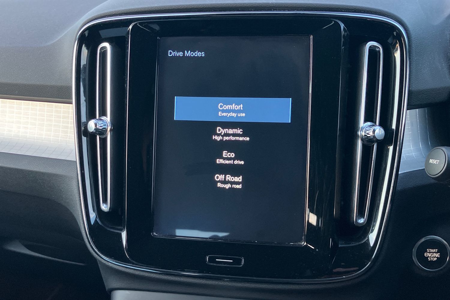 Used Volvo XC40 2018 for sale - 76541047: Photo 12