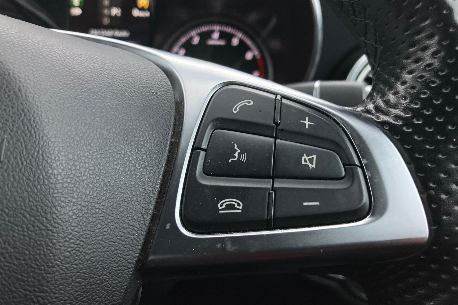 Used Mercedes-Benz GLC 2018 for sale - 76488419: Photo 16