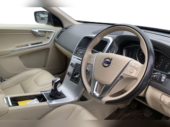 Used Volvo XC60 2016 for sale - 78688976: Photo